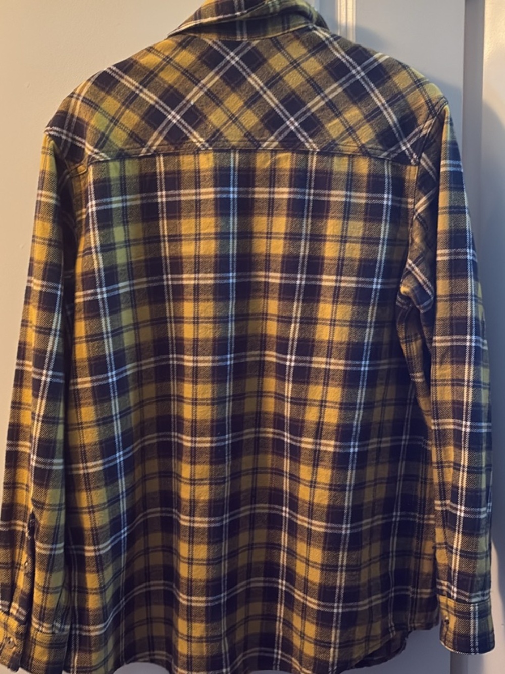 TNA plaid button up , pockets